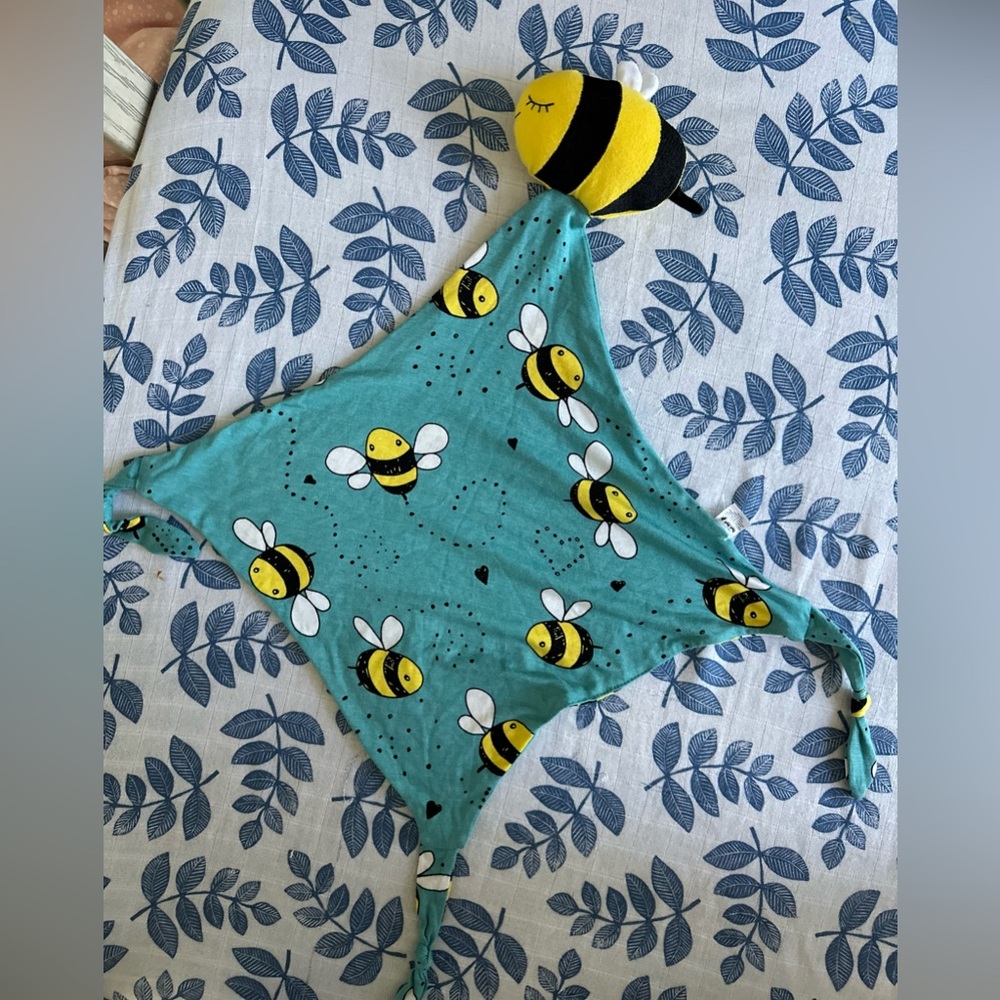 Little Sleepies - Teal Bee Lovey - Picture 1 of 1